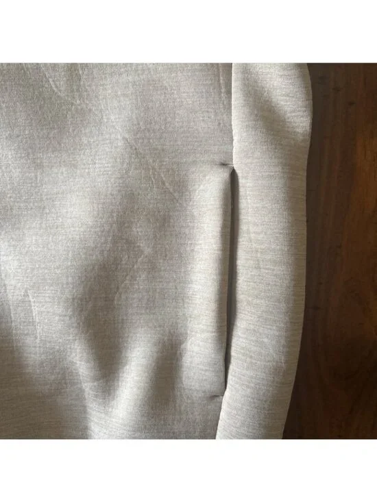 Uniqlo Women’s Tan Sweatshirt With Pockets Size Small - Picture 5 of 8